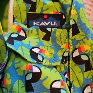 KAVU Tropical Toucan Bag in Blue and Green